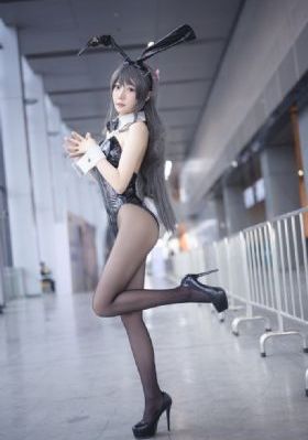 酒店服务生美剧未删减